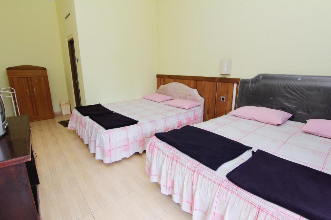 Hotel Wijaya 3 Калиуранг Экстерьер фото
