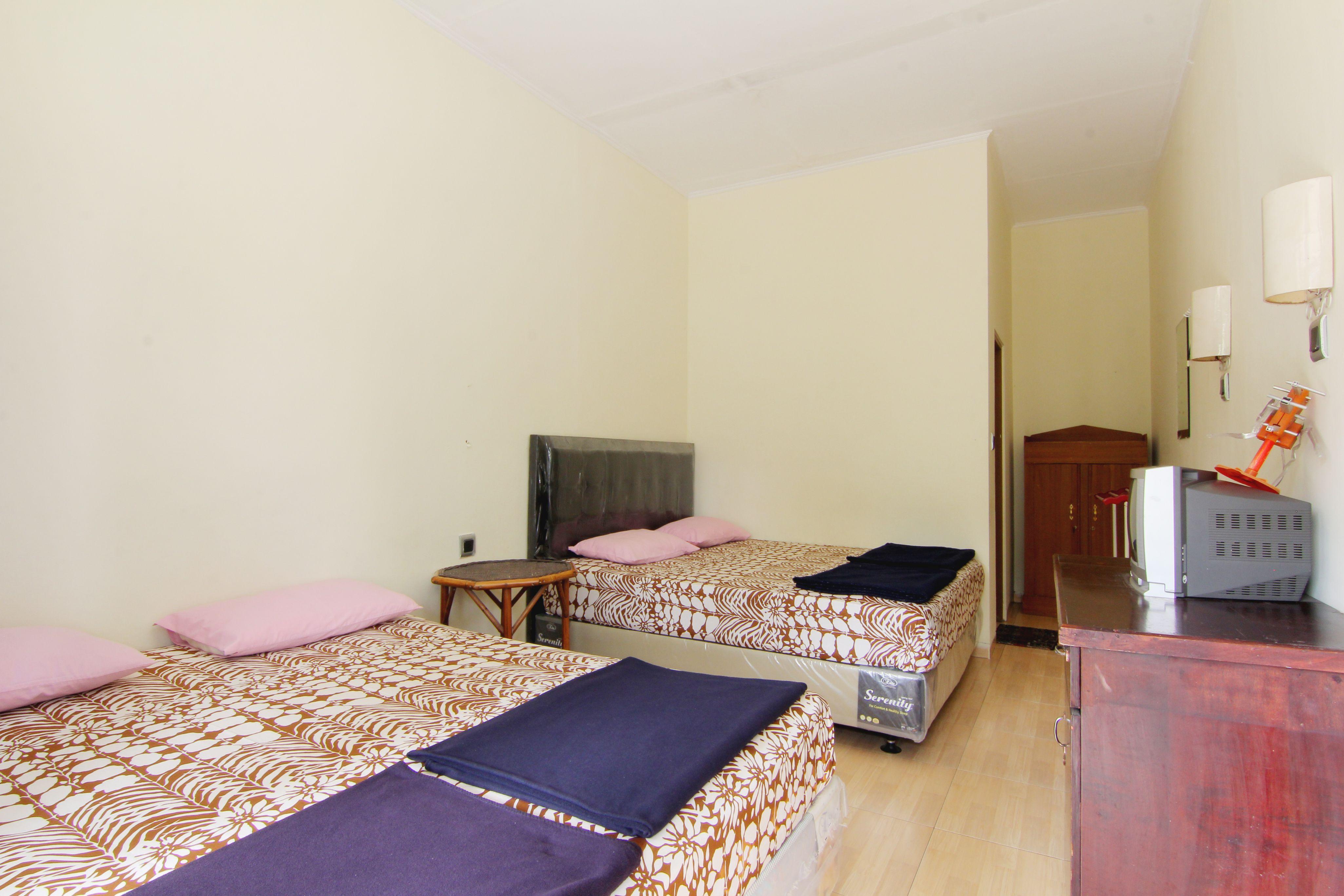 Hotel Wijaya 3 Калиуранг Экстерьер фото