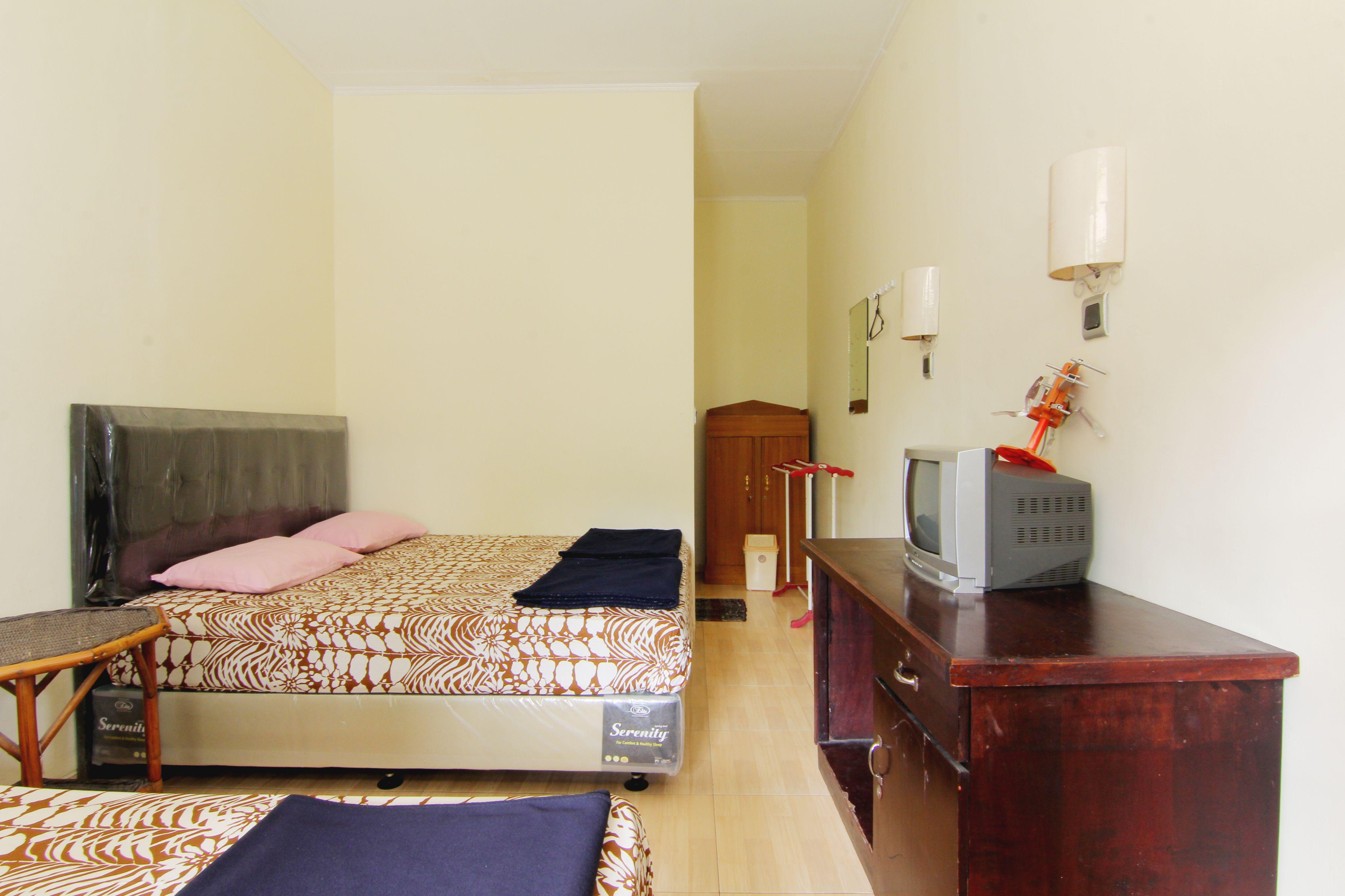 Hotel Wijaya 3 Калиуранг Экстерьер фото